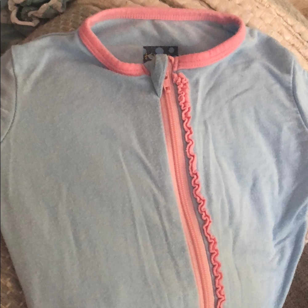 Coverall - Picture 3 of 4